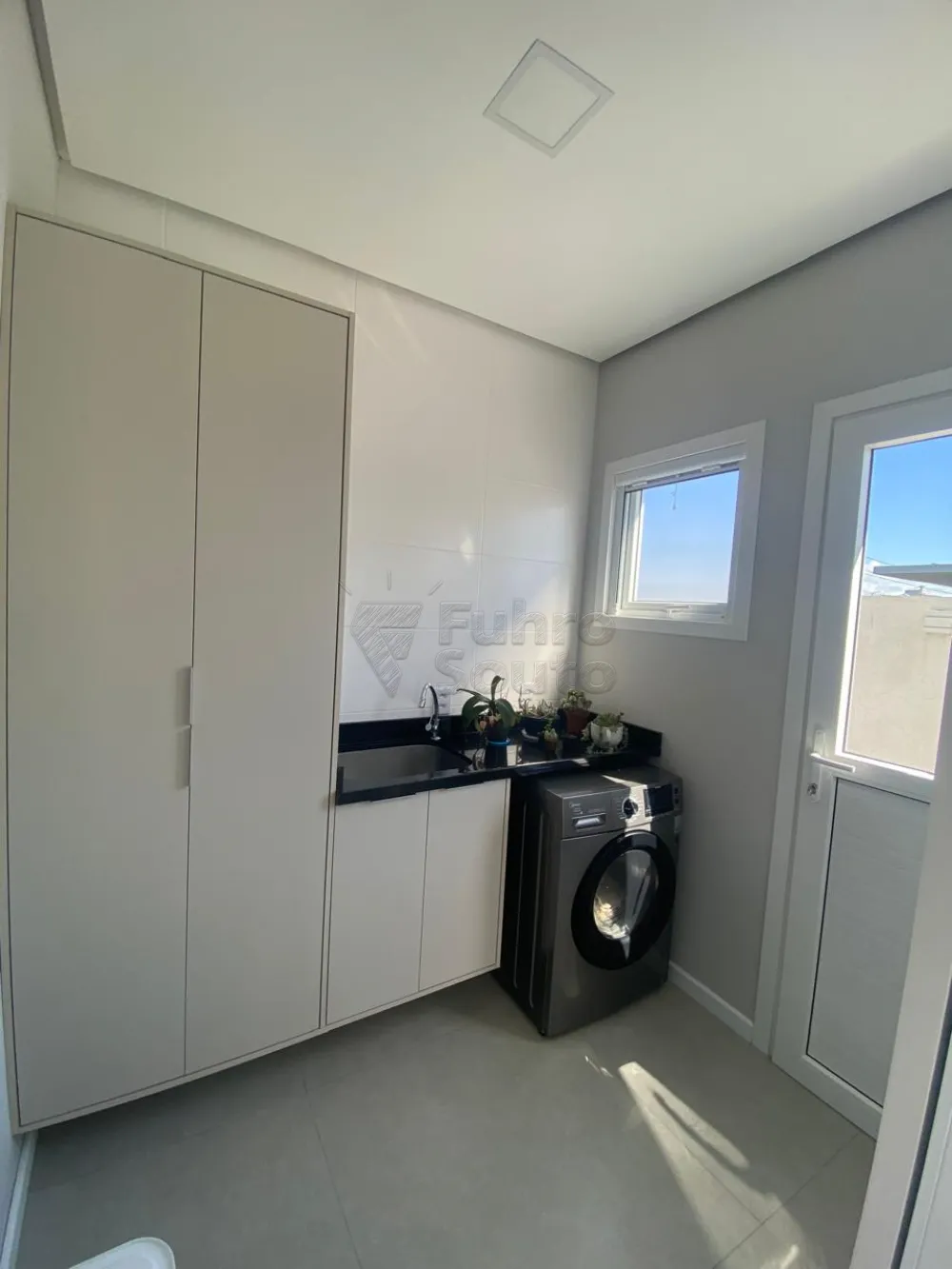 Comprar Casa / Condom&iacute;nio em Pelotas R$ 1.700.000,00 - Foto 13