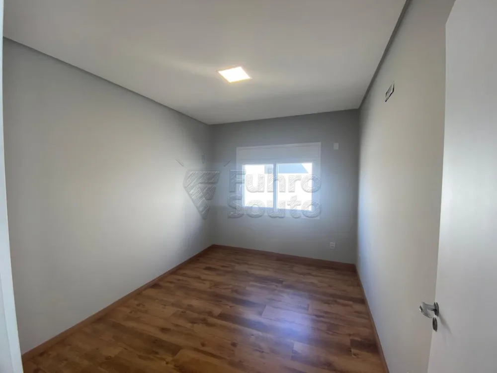 Comprar Casa / Condom&iacute;nio em Pelotas R$ 1.700.000,00 - Foto 10