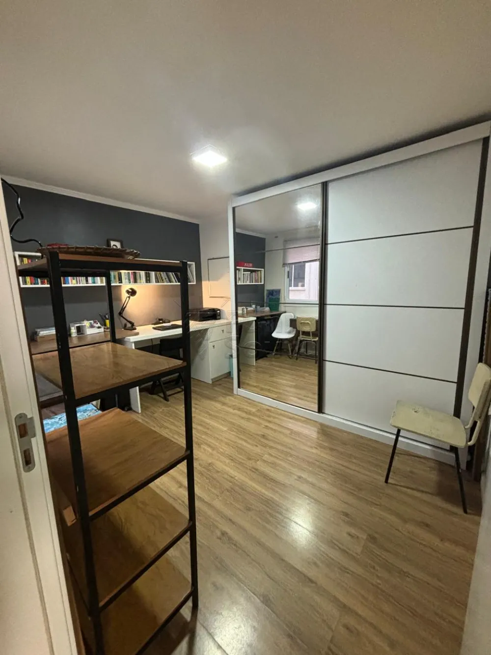 Comprar Apartamento / Padr&atilde;o em Pelotas R$ 190.000,00 - Foto 7