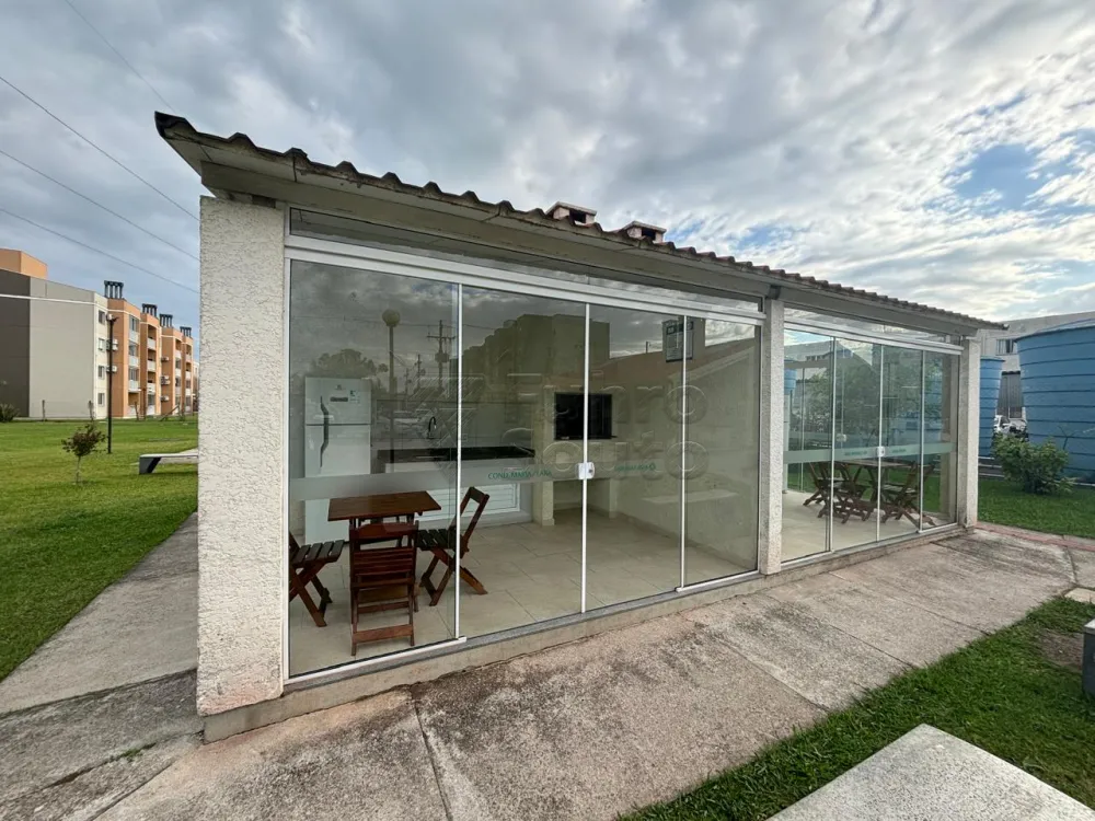 Comprar Apartamento / Padr&atilde;o em Pelotas R$ 190.000,00 - Foto 11