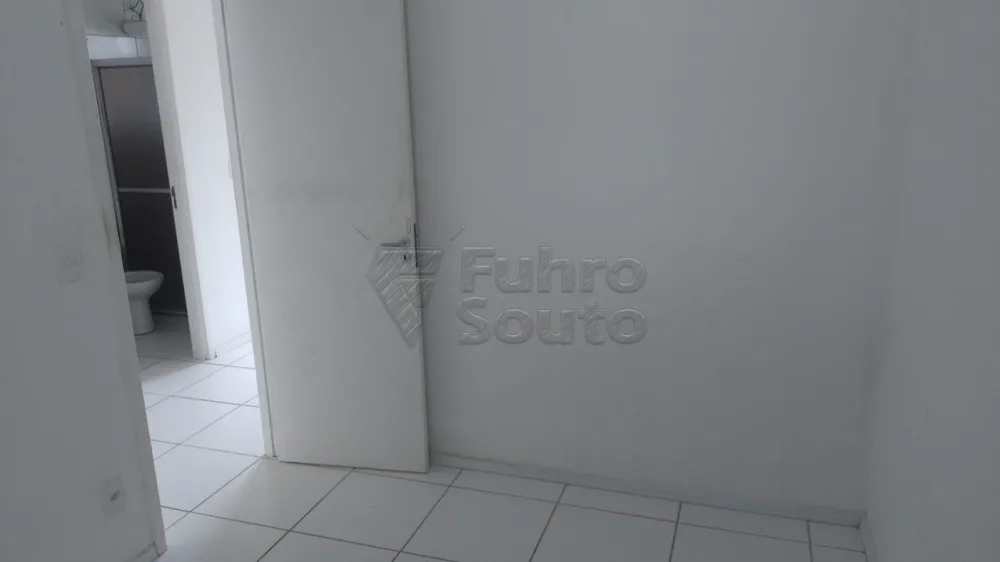 Comprar Casa / Condom&iacute;nio em Pelotas R$ 212.000,00 - Foto 1