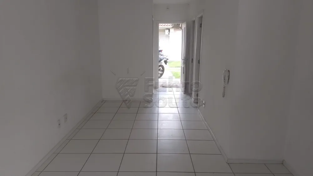 Comprar Casa / Condom&iacute;nio em Pelotas R$ 212.000,00 - Foto 5