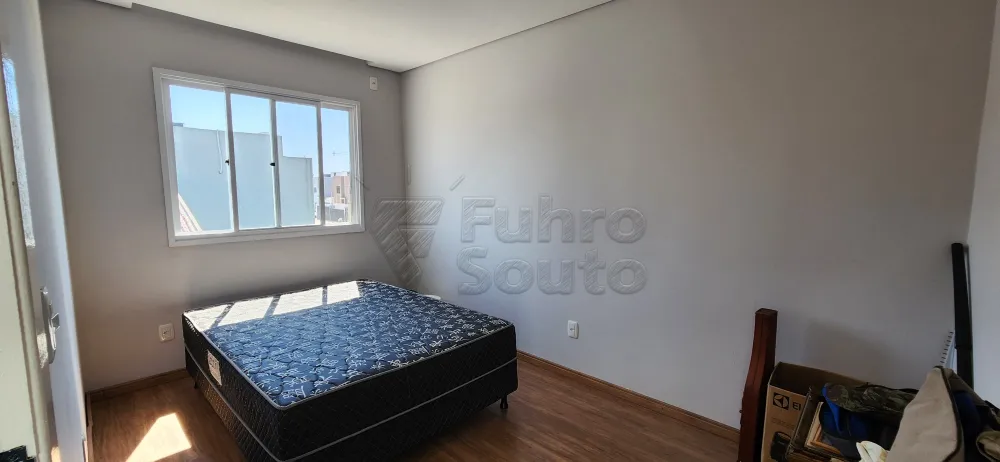 Comprar Casa / Padr&atilde;o em Pelotas R$ 790.000,00 - Foto 5