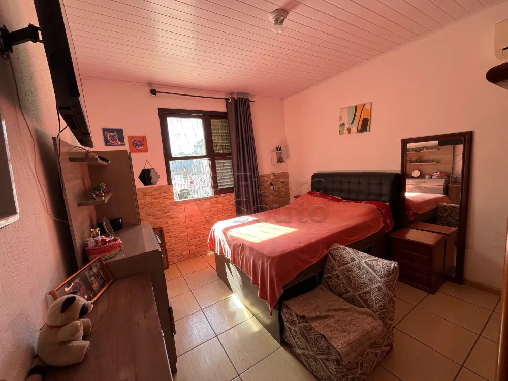 Comprar Casa / Padr&atilde;o em Pelotas R$ 498.000,00 - Foto 7