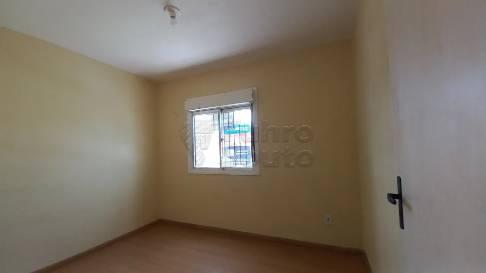 Alugar Apartamento / Padr&atilde;o em Pelotas R$ 99.999,00 - Foto 4
