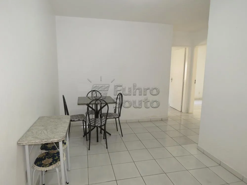 Alugar Apartamento / Padr&atilde;o em Pelotas R$ 700,00 - Foto 5
