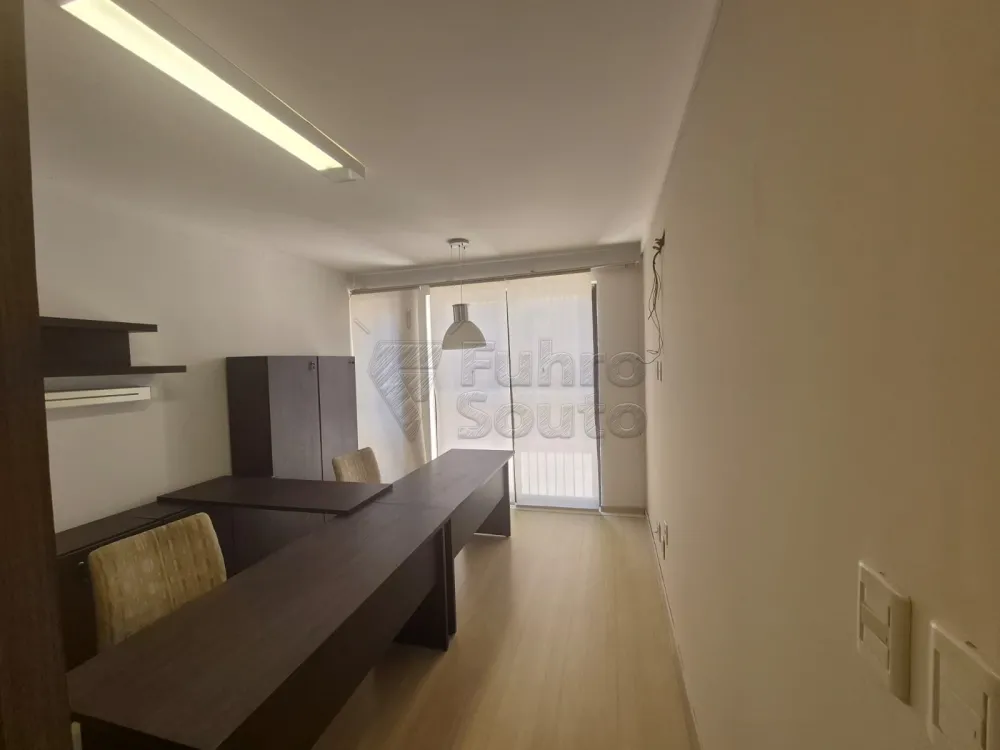 Alugar Comercial / Sala em Condom&iacute;nio em Pelotas R$ 800,00 - Foto 2