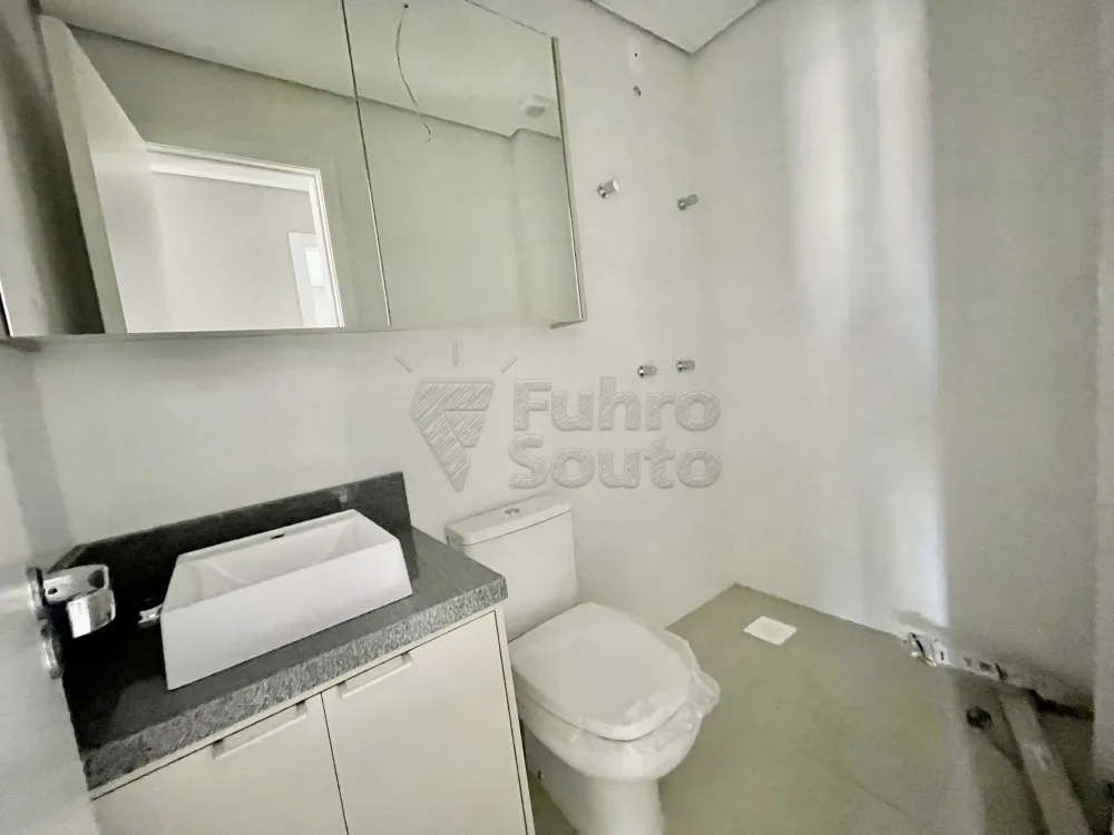 Comprar Apartamento / Padr&atilde;o em Pelotas R$ 827.000,00 - Foto 7