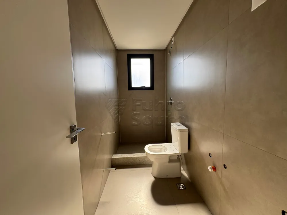 Comprar Apartamento / Padr&atilde;o em Pelotas R$ 950.000,00 - Foto 6