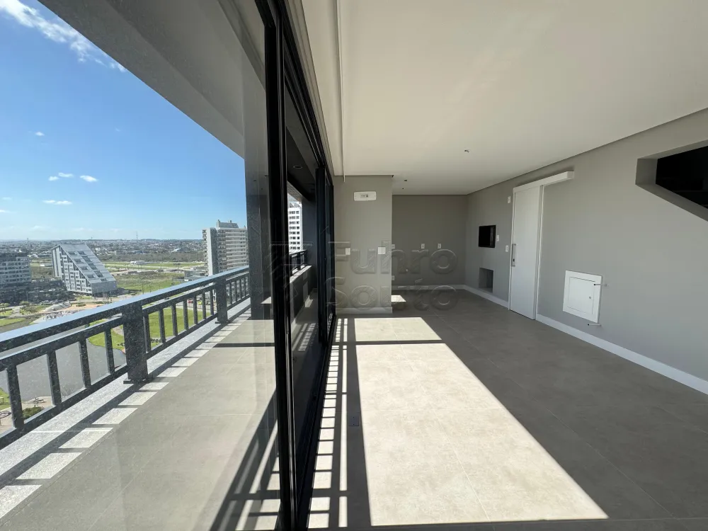 Comprar Apartamento / Padr&atilde;o em Pelotas R$ 950.000,00 - Foto 1