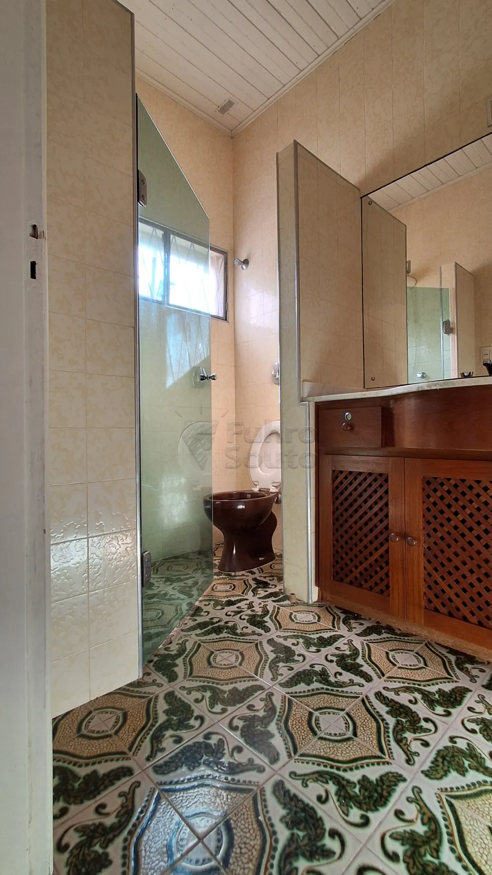 Alugar Casa / Padr&atilde;o em Pelotas R$ 7.500,00 - Foto 8