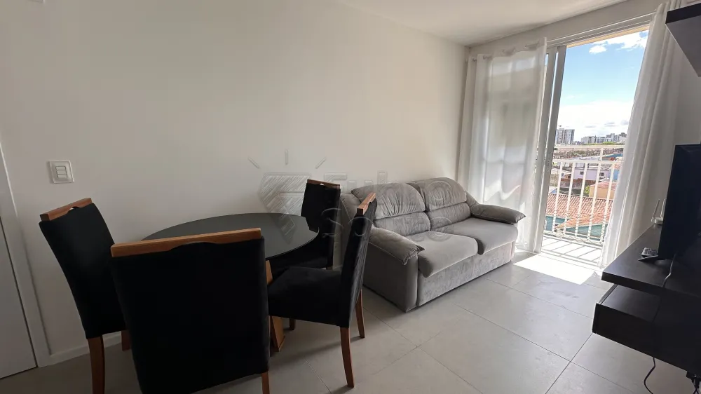 Alugar Apartamento / Padr&atilde;o em Pelotas R$ 2.300,00 - Foto 1
