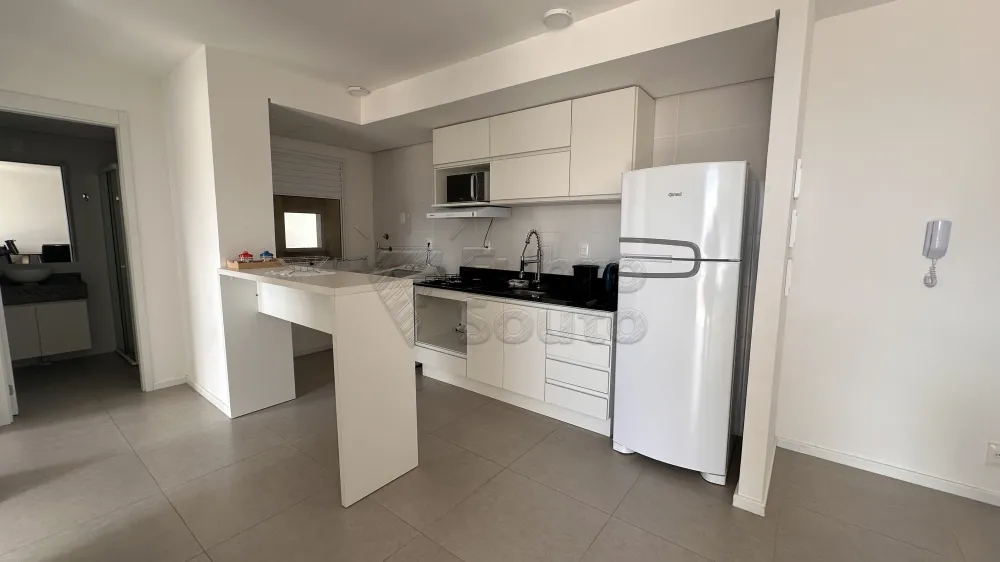 Alugar Apartamento / Padr&atilde;o em Pelotas R$ 2.300,00 - Foto 4