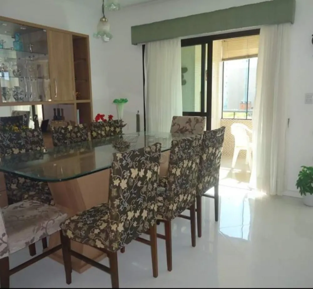 Comprar Apartamento / Padr&atilde;o em Pelotas R$ 720.000,00 - Foto 4