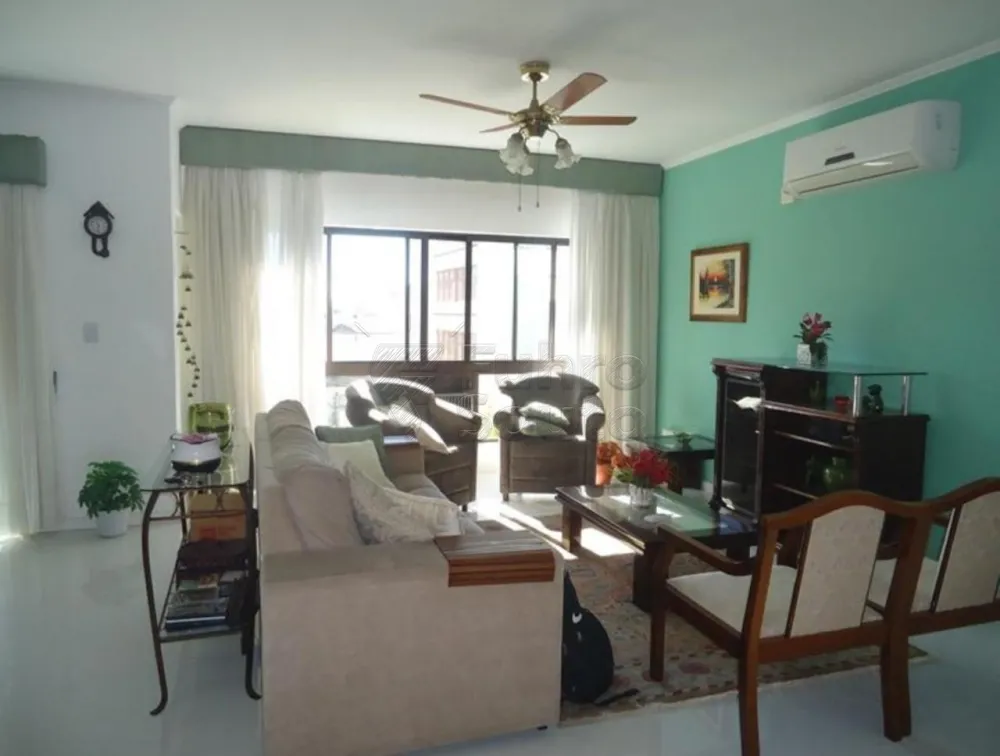 Comprar Apartamento / Padr&atilde;o em Pelotas R$ 720.000,00 - Foto 1