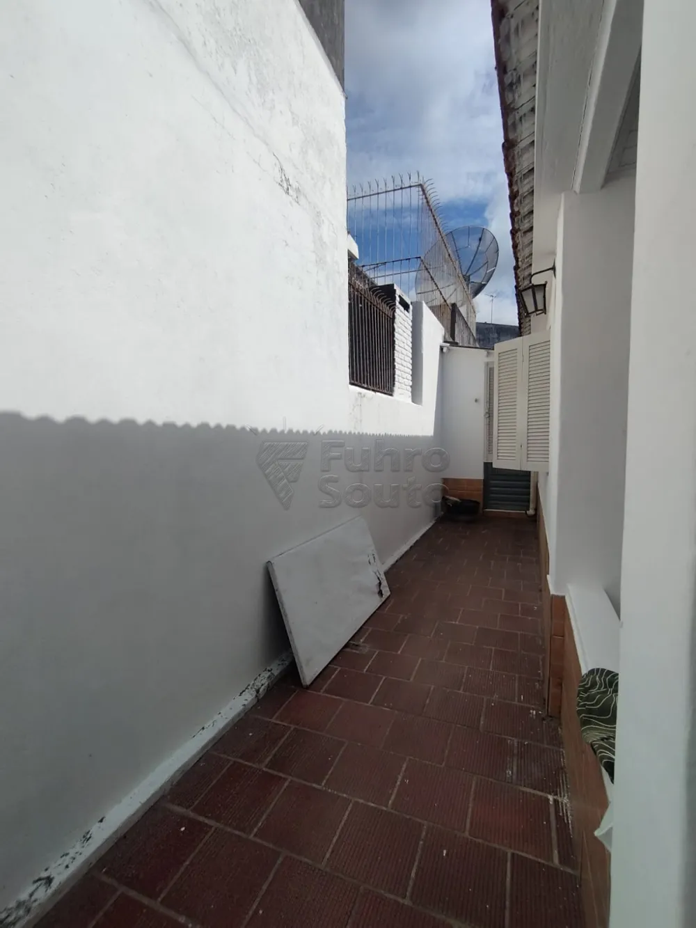 Alugar Casa / Padr&atilde;o em Pelotas R$ 2.000,00 - Foto 11