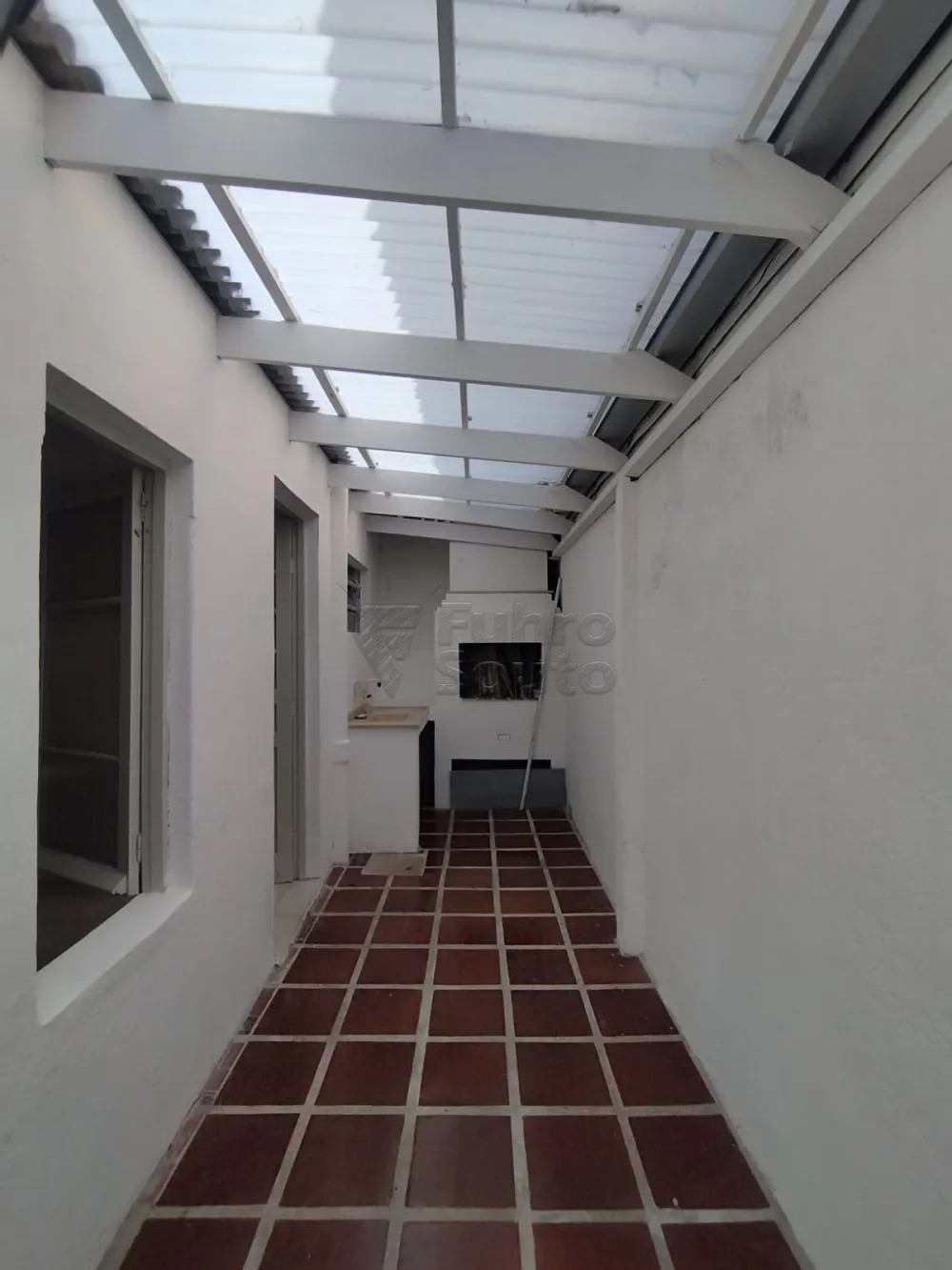 Alugar Casa / Padr&atilde;o em Pelotas R$ 2.000,00 - Foto 9