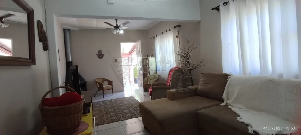 Comprar Casa / Padr&atilde;o em Pelotas R$ 430.000,00 - Foto 2