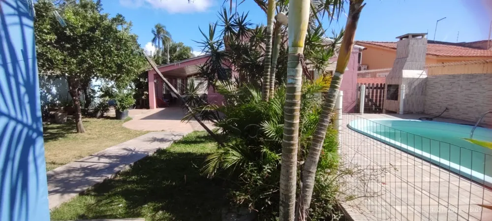 Comprar Casa / Padr&atilde;o em Pelotas R$ 430.000,00 - Foto 17