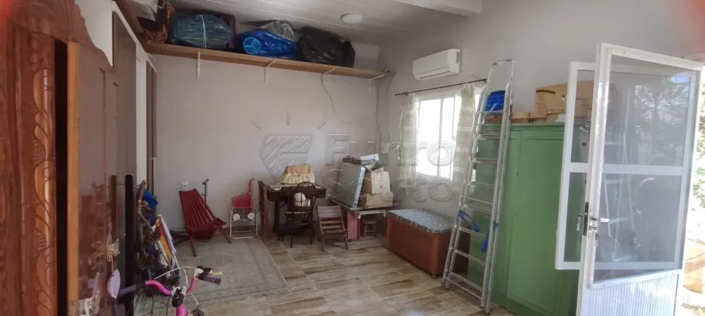 Comprar Casa / Padr&atilde;o em Pelotas R$ 430.000,00 - Foto 13