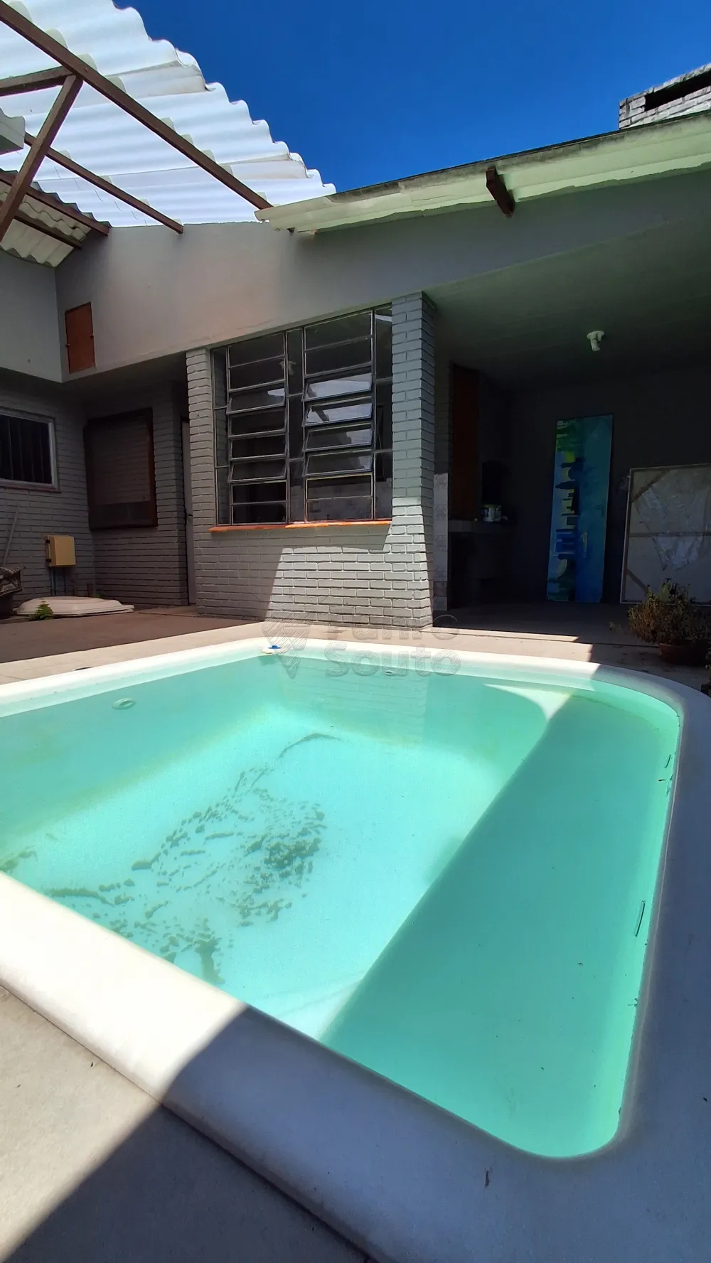 Comprar Casa / Padr&atilde;o em Pelotas R$ 800.000,00 - Foto 13