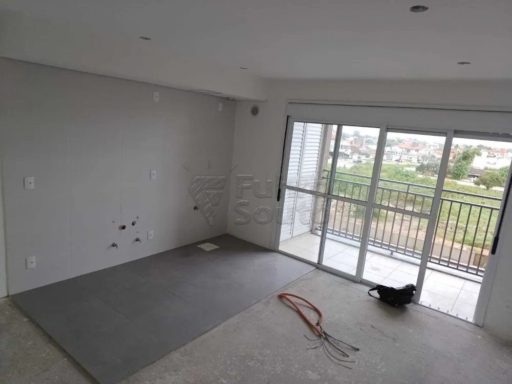 Comprar Apartamento / Padr&atilde;o em Pelotas R$ 349.000,00 - Foto 1