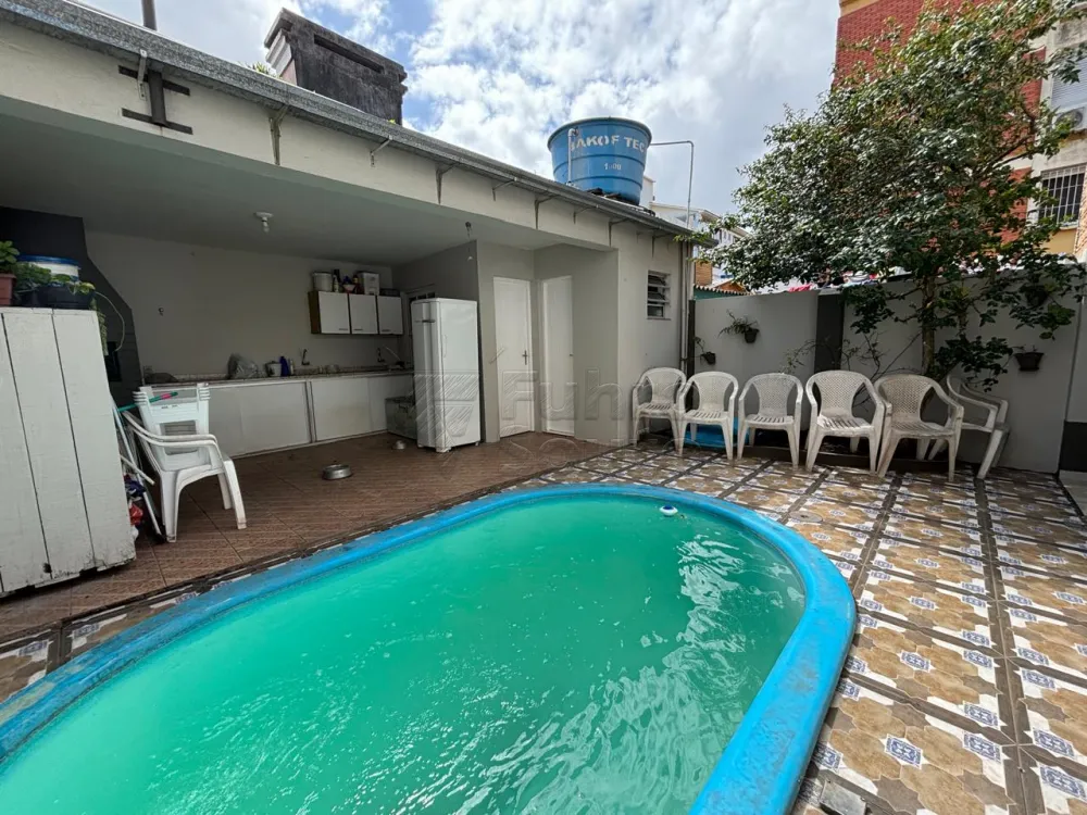 Comprar Casa / Padr&atilde;o em Pelotas R$ 745.000,00 - Foto 22