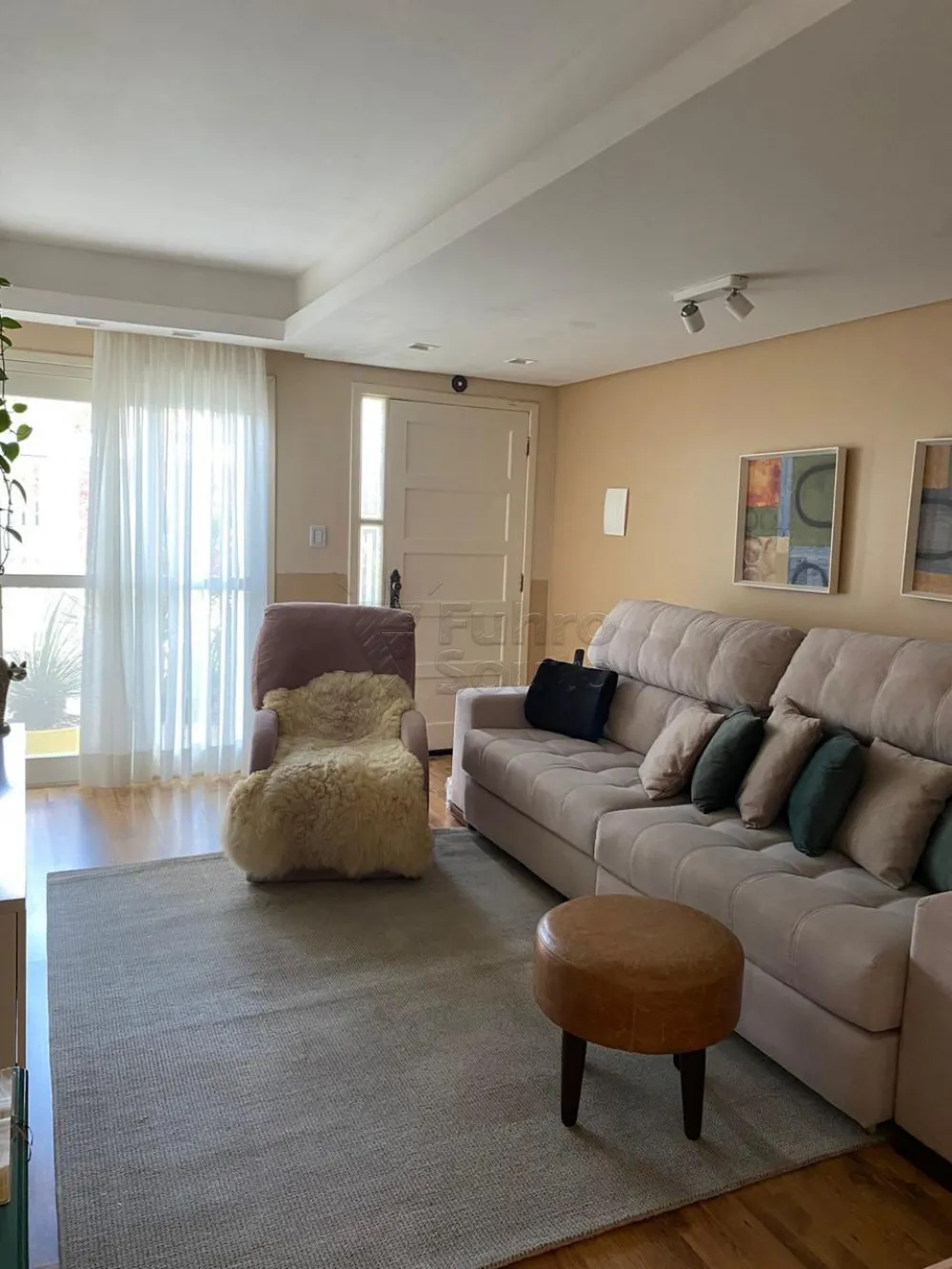 Comprar Casa / Padr&atilde;o em Pelotas R$ 820.000,00 - Foto 1