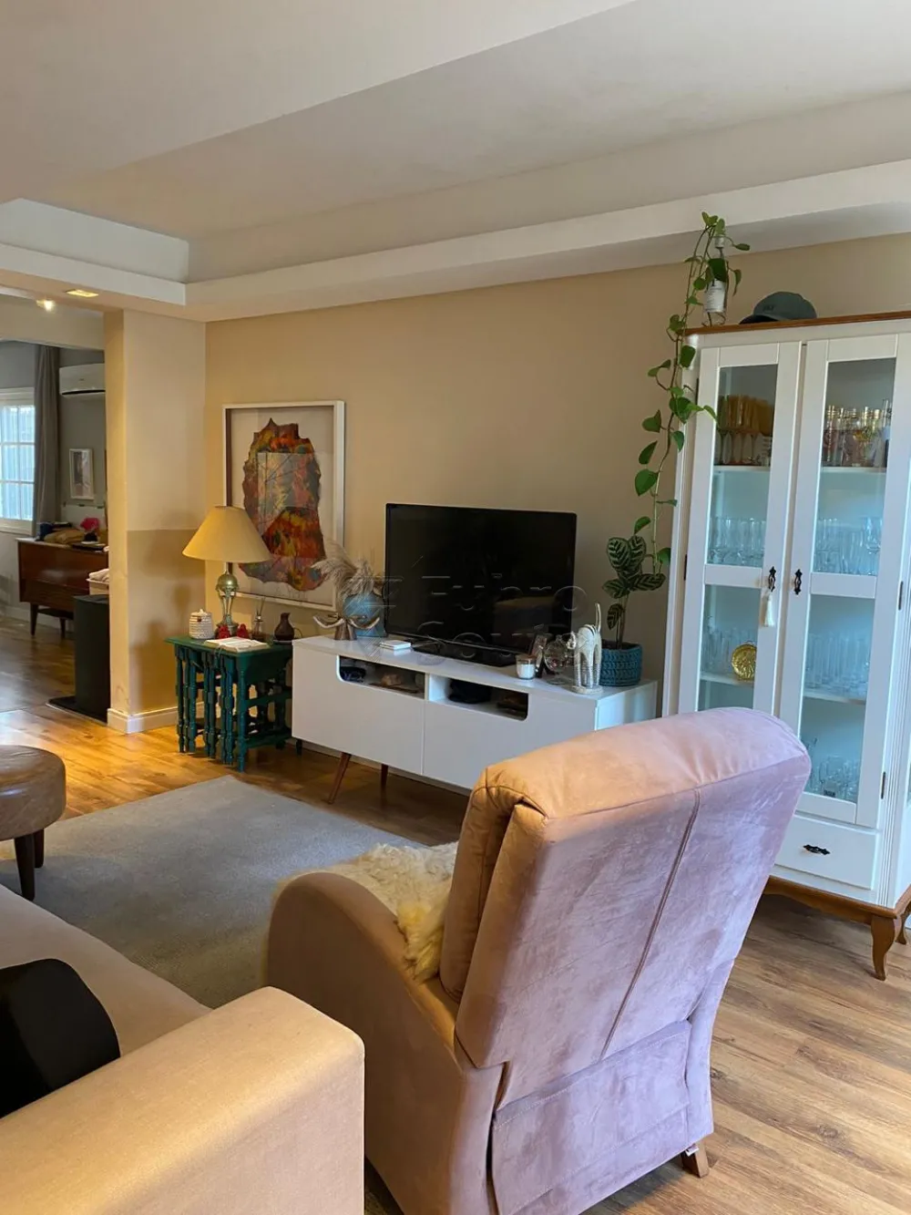 Comprar Casa / Padr&atilde;o em Pelotas R$ 820.000,00 - Foto 2