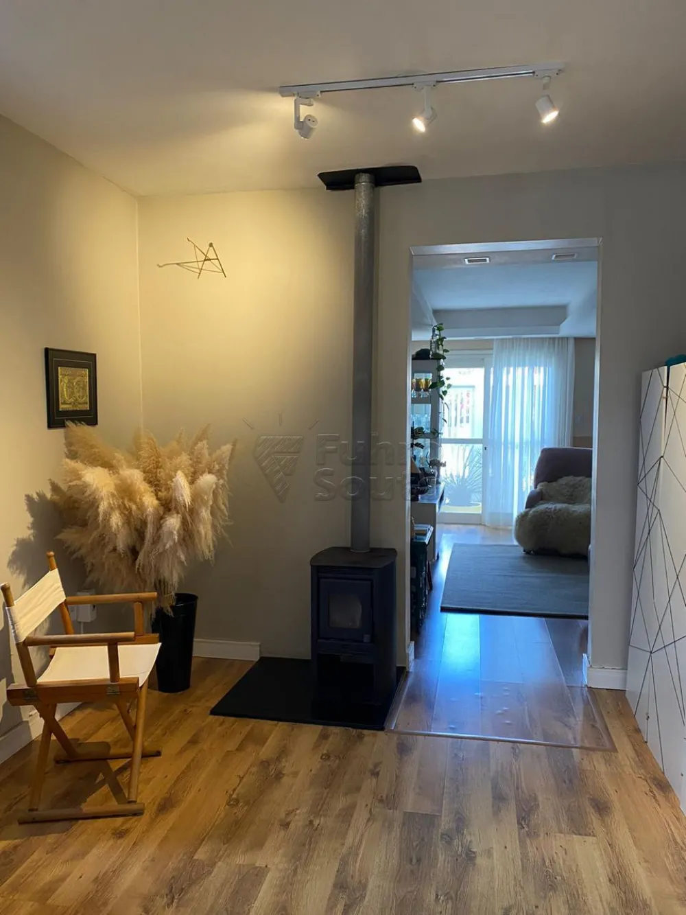 Comprar Casa / Padr&atilde;o em Pelotas R$ 820.000,00 - Foto 3