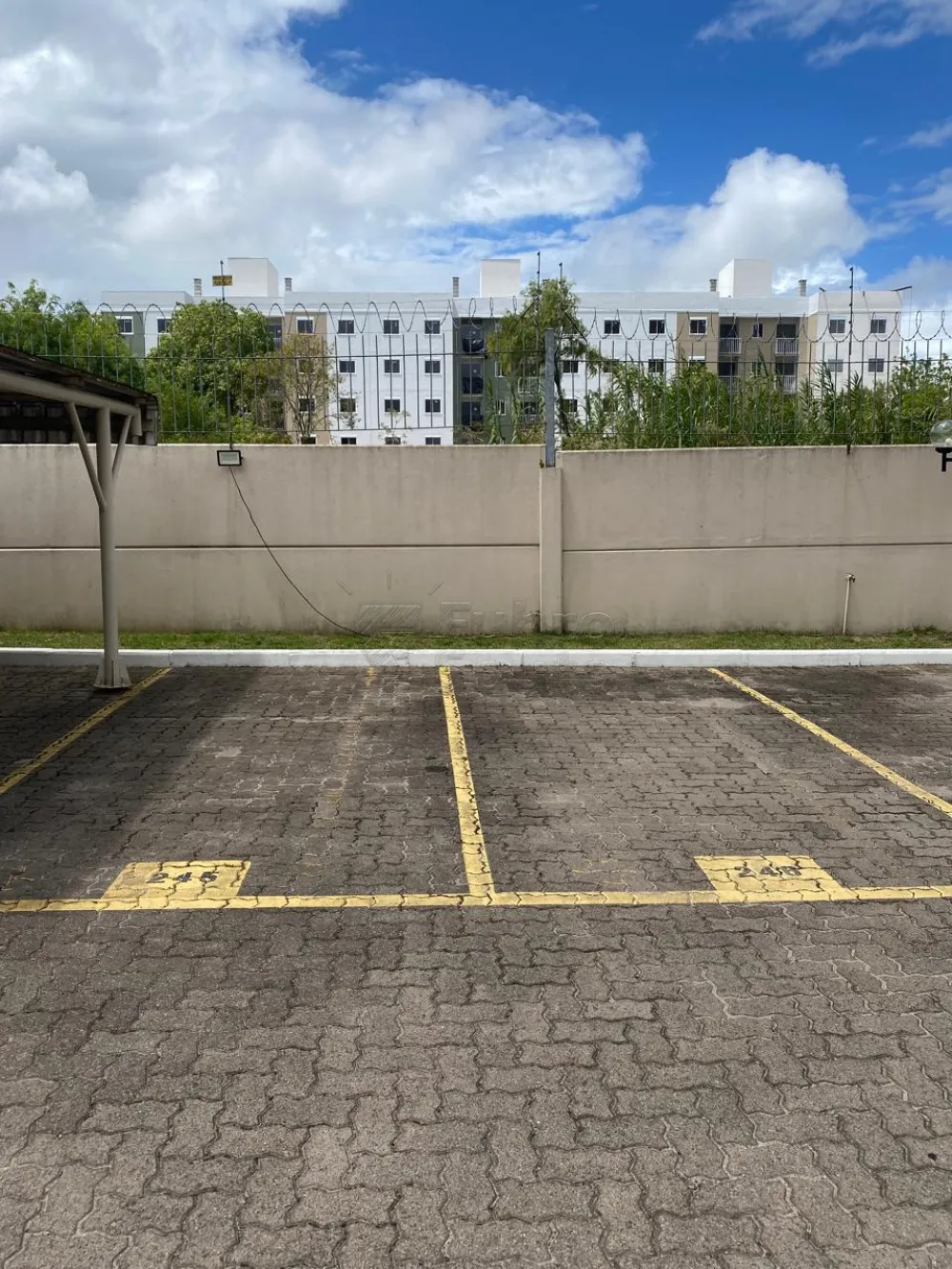 Comprar Apartamento / Padr&atilde;o em Pelotas R$ 318.000,00 - Foto 25