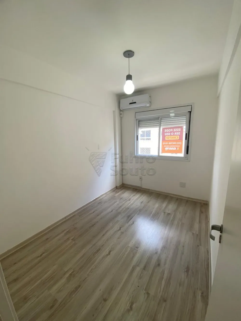 Comprar Apartamento / Padr&atilde;o em Pelotas R$ 318.000,00 - Foto 10