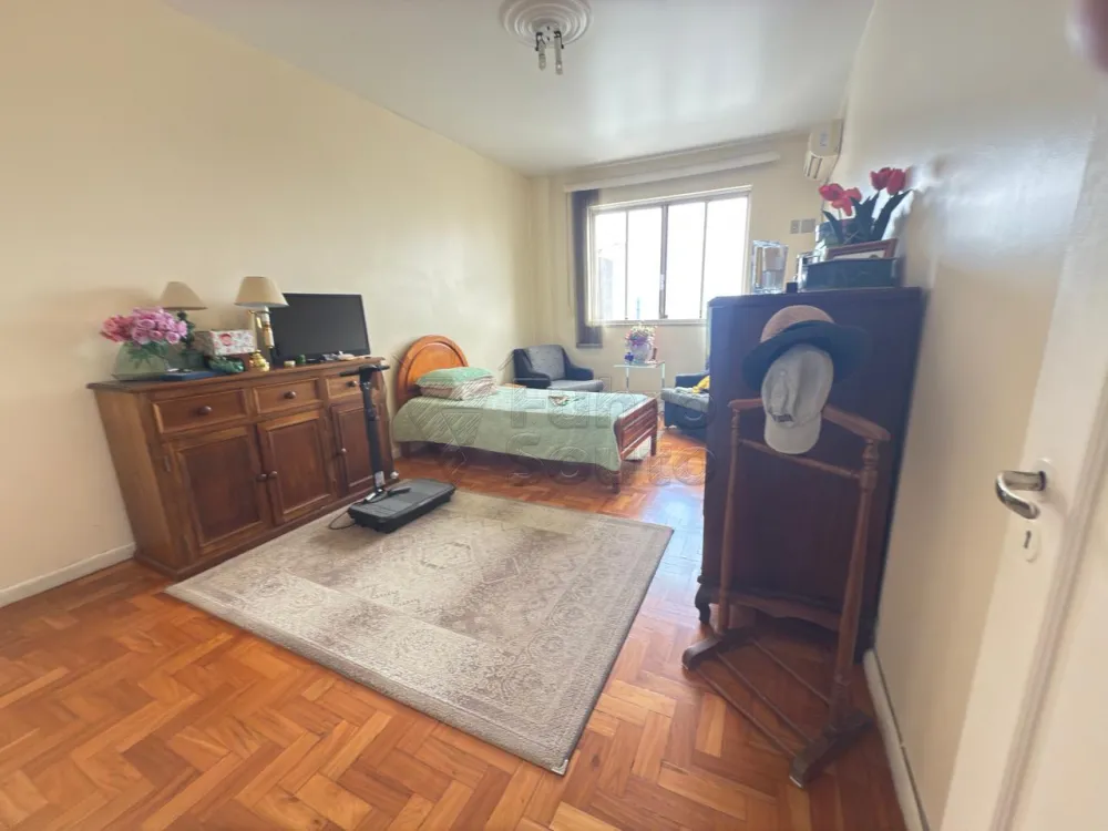 Comprar Apartamento / Padr&atilde;o em Pelotas R$ 400.000,00 - Foto 6