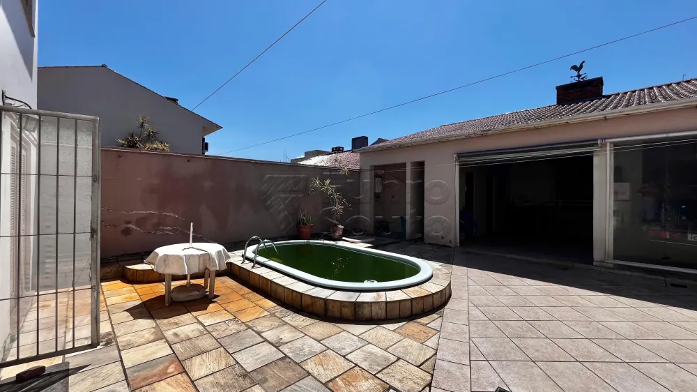 Comprar Casa / Padr&atilde;o em Pelotas R$ 1.350.000,00 - Foto 15