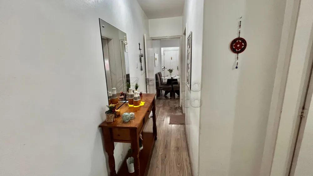 Comprar Apartamento / Padr&atilde;o em Pelotas R$ 190.000,00 - Foto 4