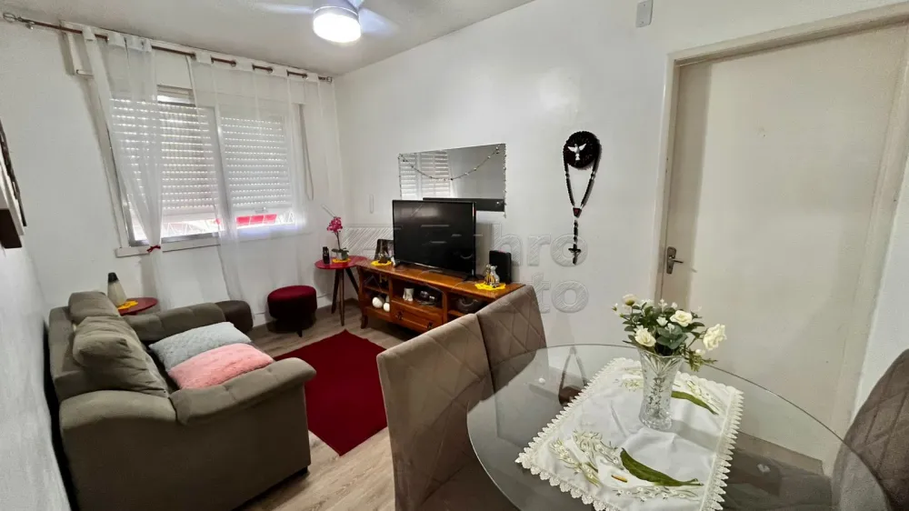 Comprar Apartamento / Padr&atilde;o em Pelotas R$ 190.000,00 - Foto 1