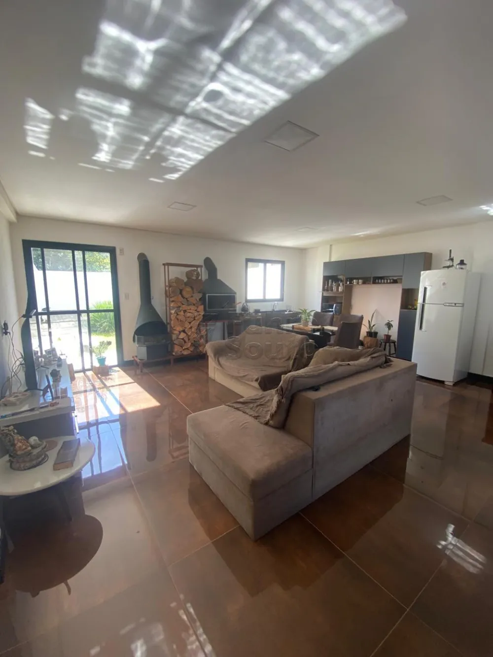 Comprar Casa / Padr&atilde;o em Pelotas R$ 600.000,00 - Foto 1