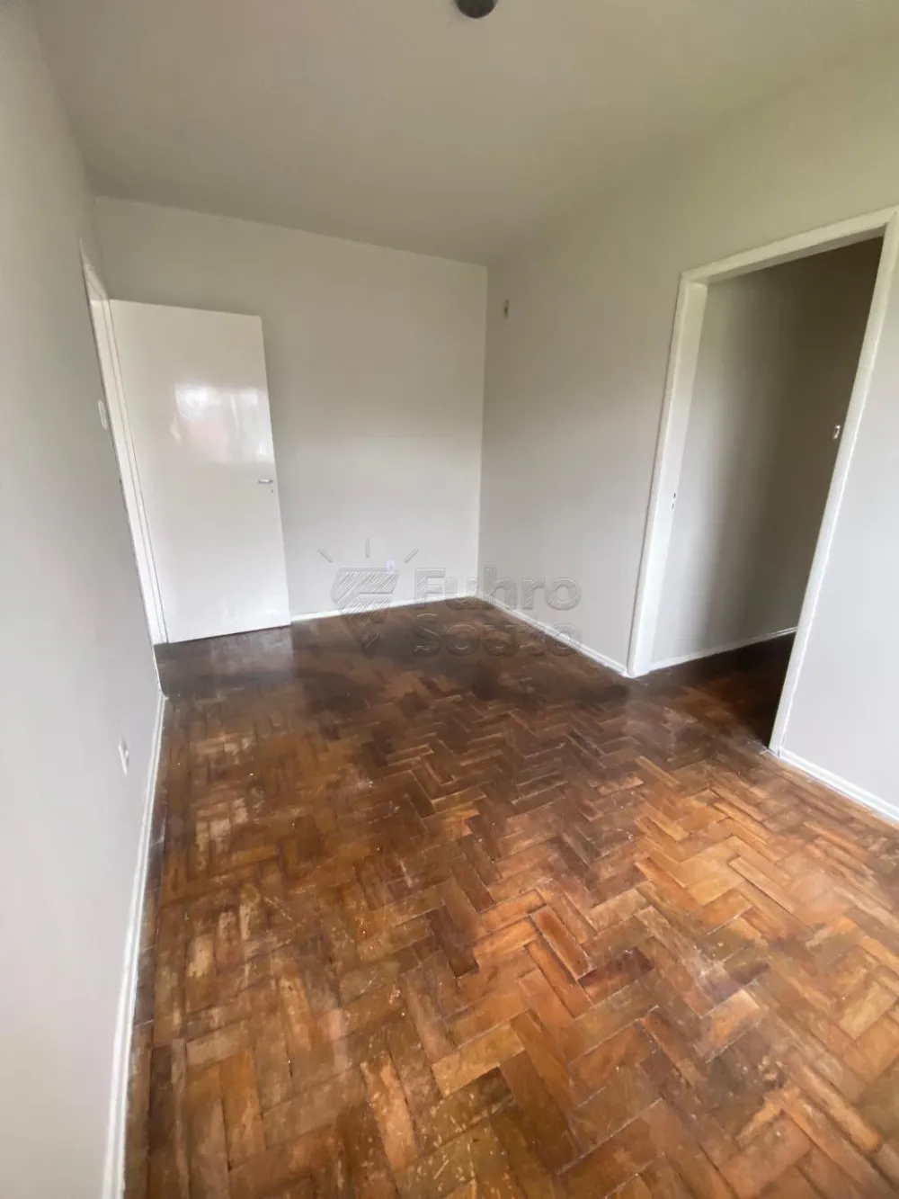 Comprar Apartamento / Padr&atilde;o em Pelotas R$ 195.000,00 - Foto 1