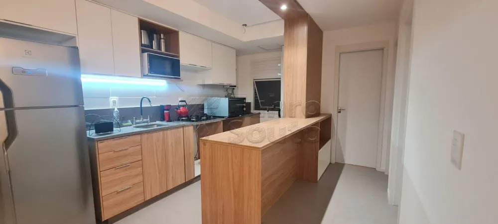 Comprar Apartamento / Padr&atilde;o em Pelotas R$ 318.000,00 - Foto 2