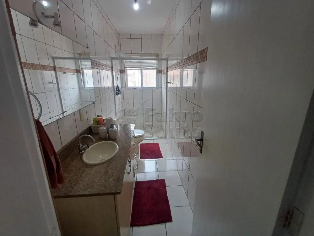 Comprar Apartamento / Padr&atilde;o em Pelotas R$ 265.000,00 - Foto 8