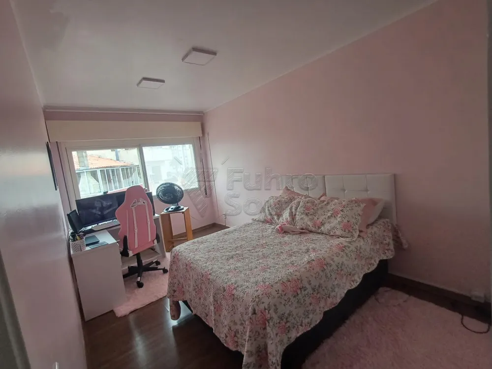 Comprar Apartamento / Padr&atilde;o em Pelotas R$ 265.000,00 - Foto 5