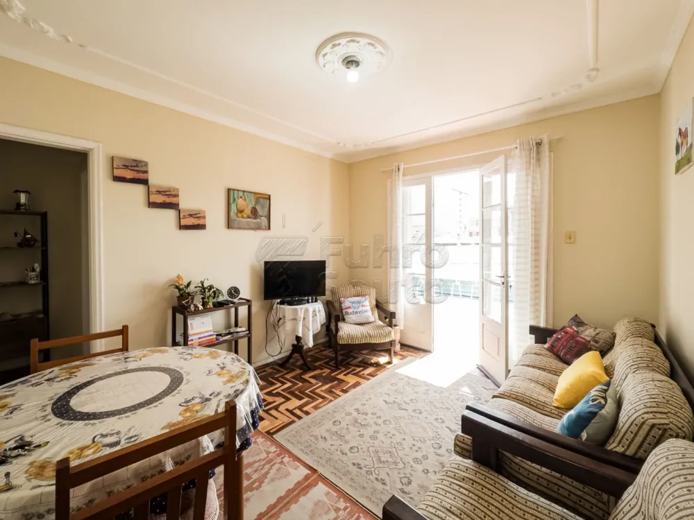 Comprar Apartamento / Padr&atilde;o em Pelotas R$ 185.000,00 - Foto 1