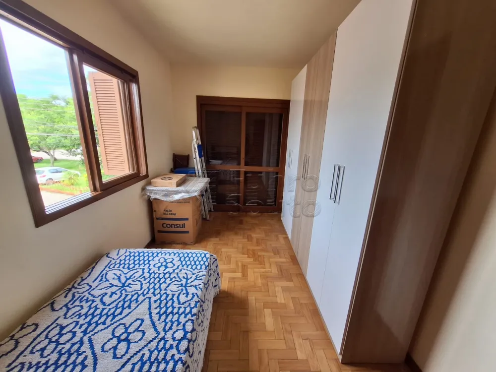 Comprar Casa / Padr&atilde;o em Pelotas R$ 550.000,00 - Foto 6
