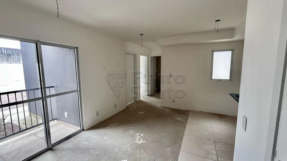 Comprar Apartamento / Padr&atilde;o em Pelotas R$ 220.000,00 - Foto 1