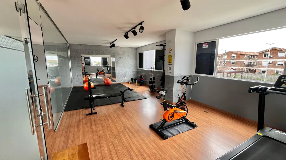 Comprar Apartamento / Padr&atilde;o em Pelotas R$ 220.000,00 - Foto 18