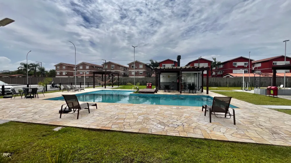 Comprar Apartamento / Padr&atilde;o em Pelotas R$ 220.000,00 - Foto 20