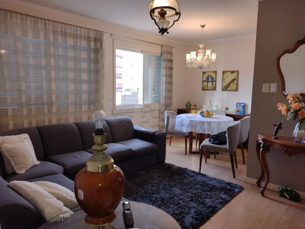 Comprar Apartamento / Padr&atilde;o em Pelotas R$ 450.000,00 - Foto 2