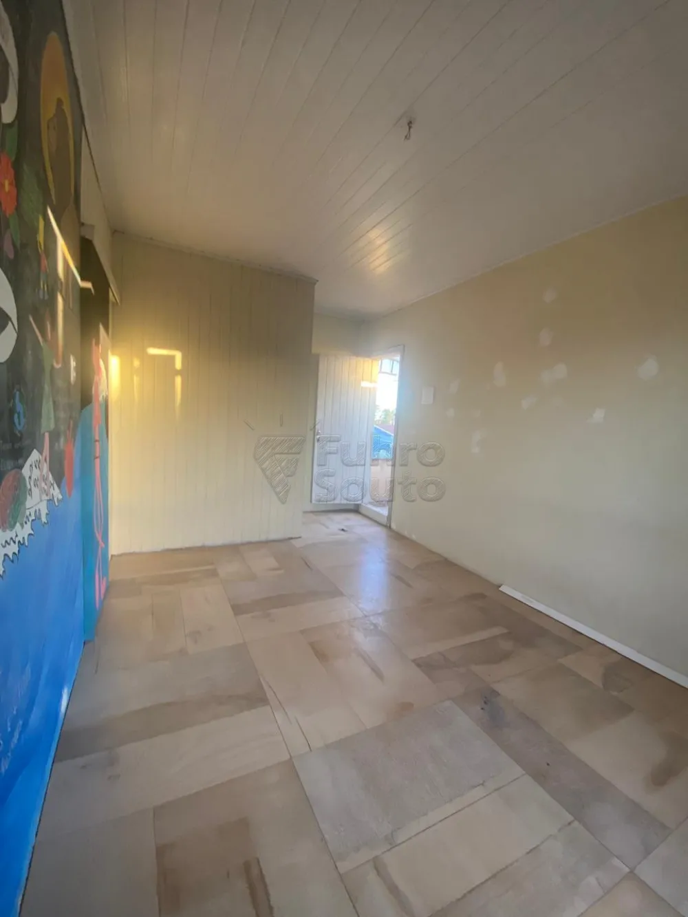 Comprar Casa / Padr&atilde;o em Pelotas R$ 380.000,00 - Foto 1