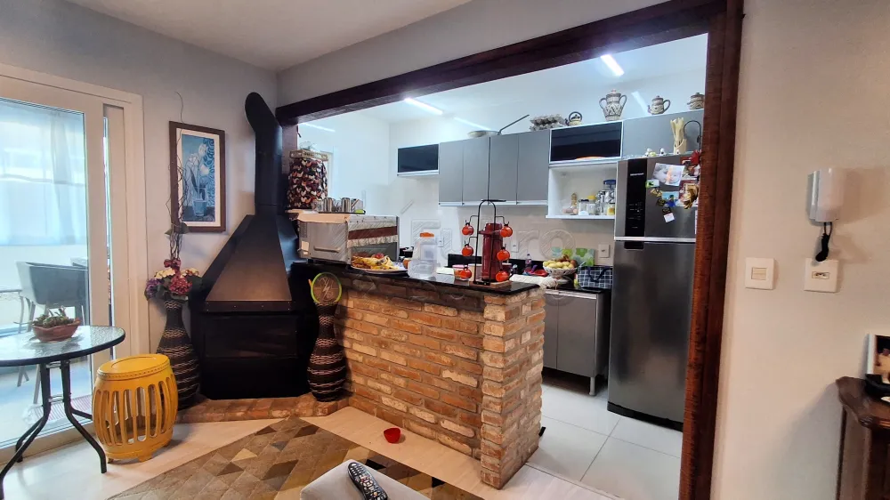 Comprar Apartamento / Padr&atilde;o em Pelotas R$ 750.000,00 - Foto 2