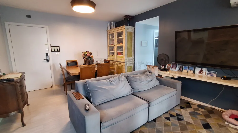 Comprar Apartamento / Padr&atilde;o em Pelotas R$ 750.000,00 - Foto 1
